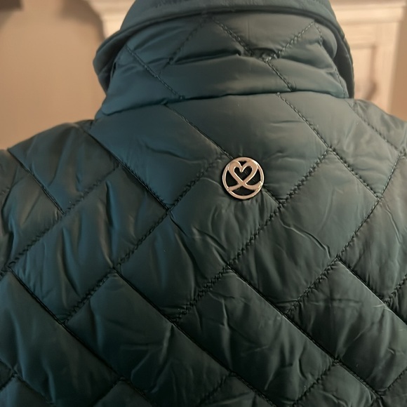 ๐ Daily Sports DS Bonnie Nori Green Padded Vest - Picture 7 of 17